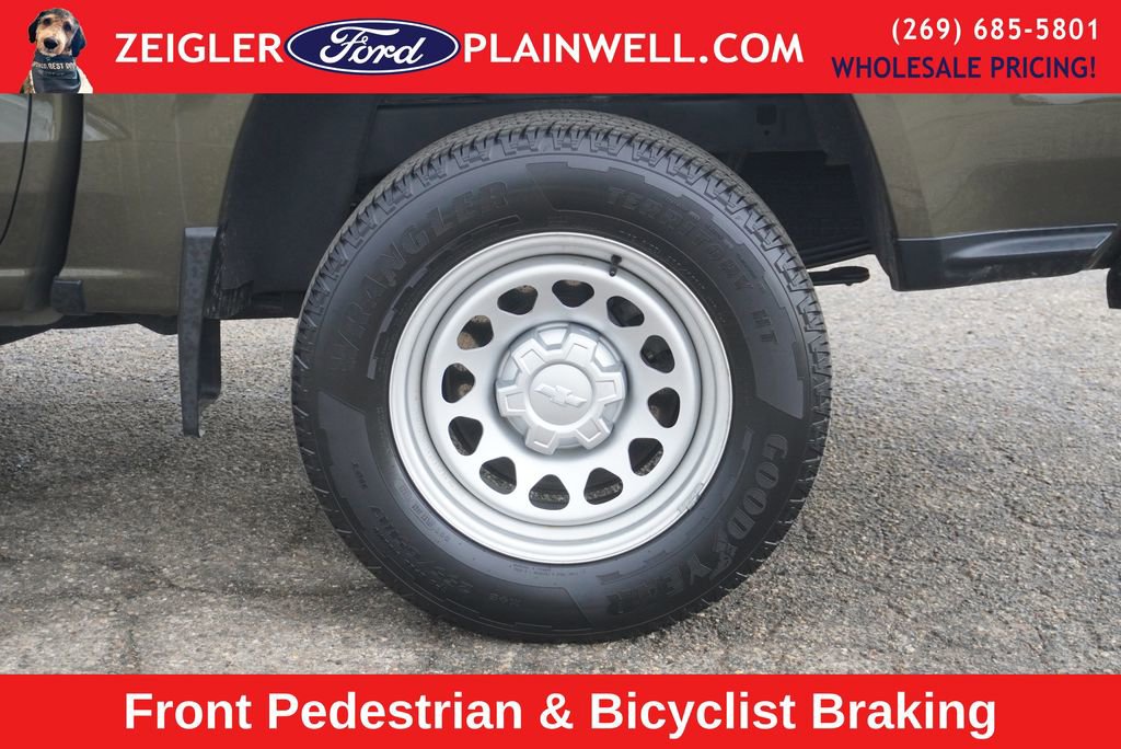 Used 2023 Chevrolet Colorado W/T image 9
