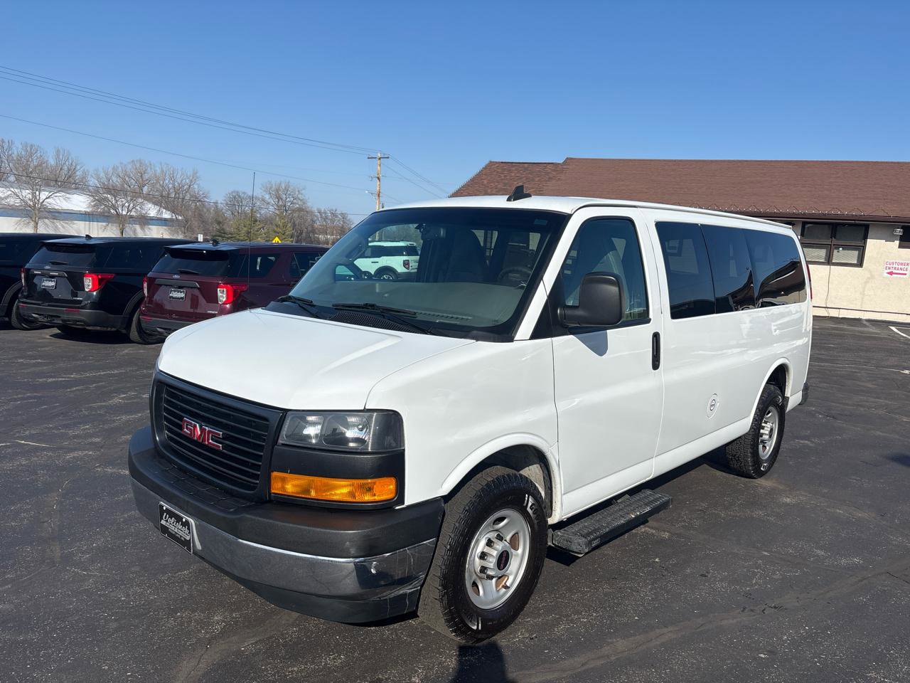 Used 2018 GMC Savana 3500 LS w/ Cold Climate Package image 7