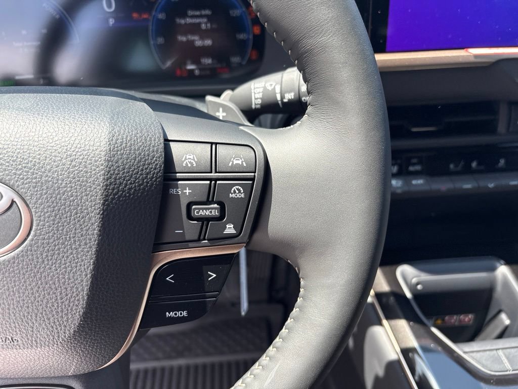 Certified 2026 Toyota Crown Signia AWD/4WD image 24