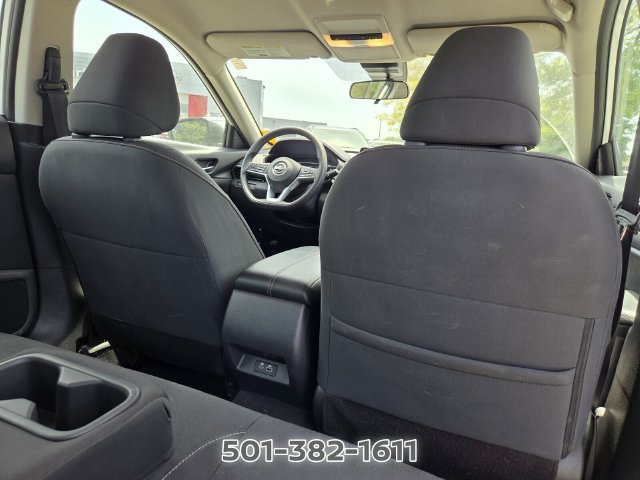 Used 2025 Nissan Altima 2.5 SV FWD image 15