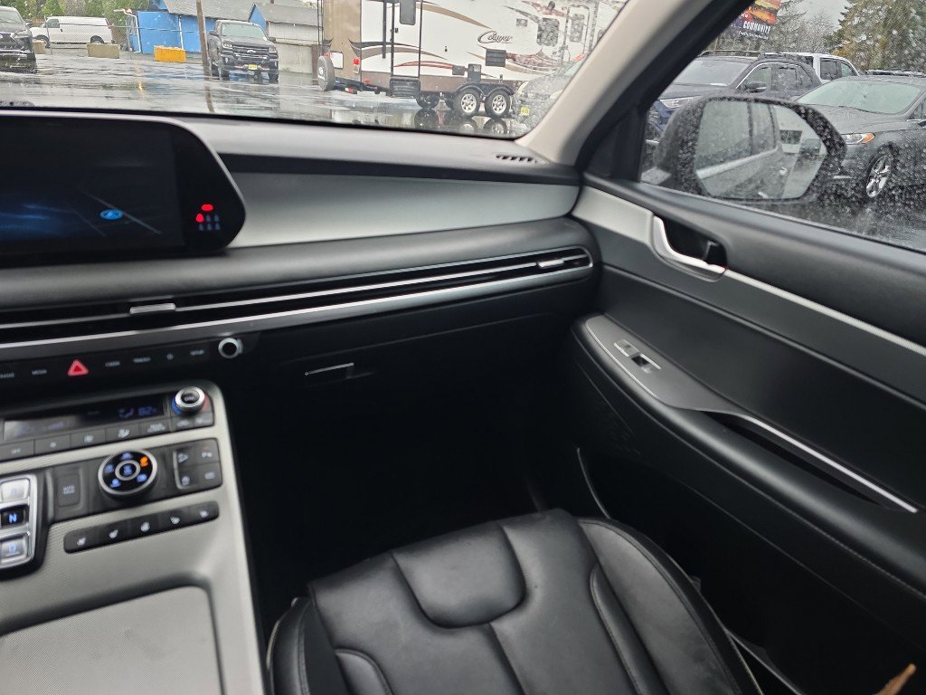 Used 2023 Hyundai Palisade SEL w/ Cargo Package image 24