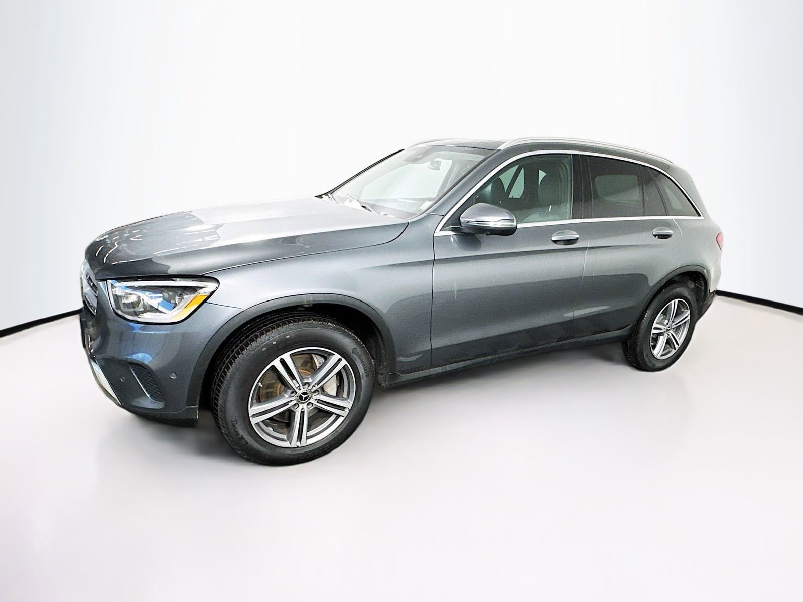 Used 2022 Mercedes-Benz GLC 300 4MATIC image 4