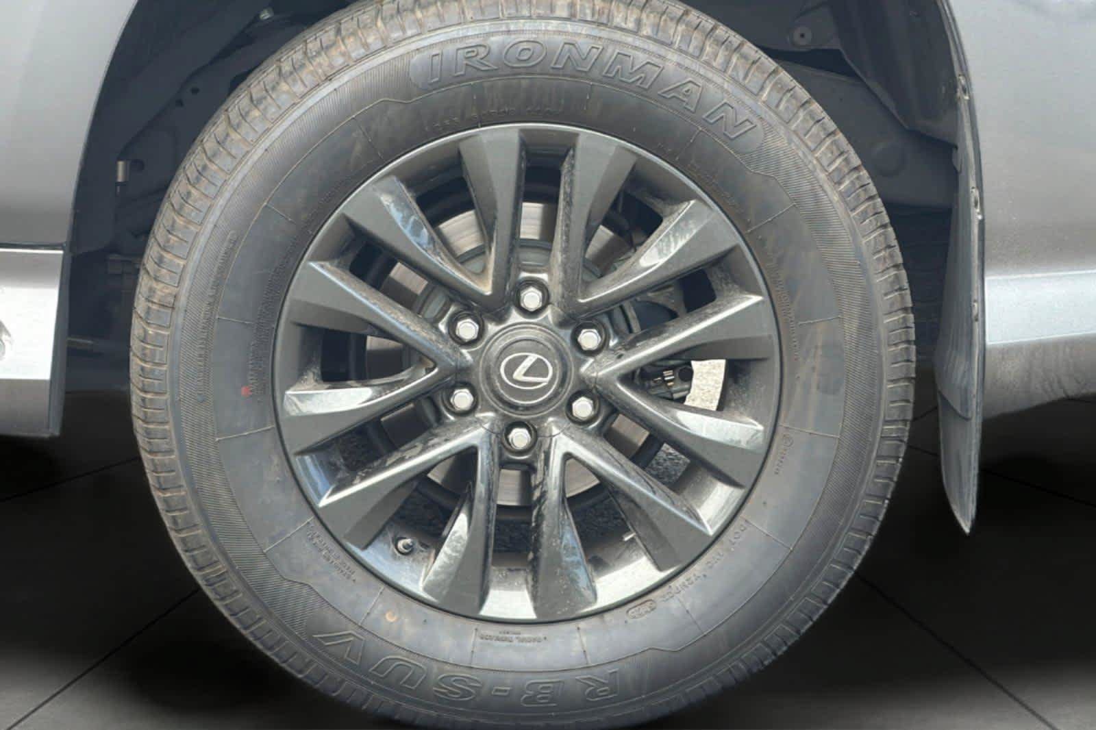 Used 2020 Lexus GX 460 Premium w/ Premium Package AWD/4WD image 11
