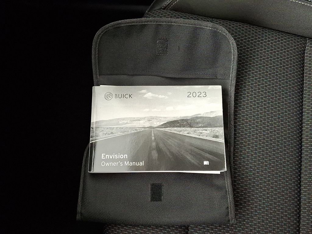 Used 2023 Buick Envision Preferred image 26