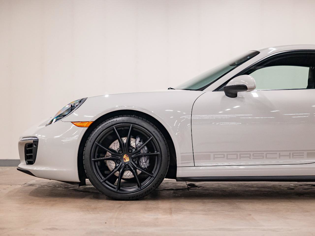 Used 2019 Porsche 911 Carrera 4 AWD/4WD image 25