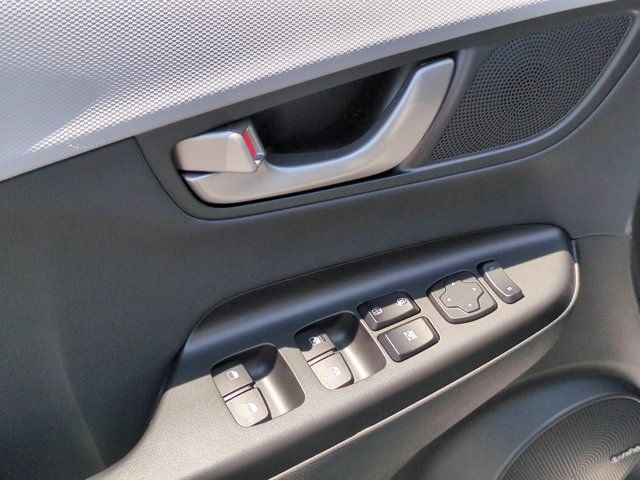 Used 2020 Hyundai Kona Ultimate FWD image 15