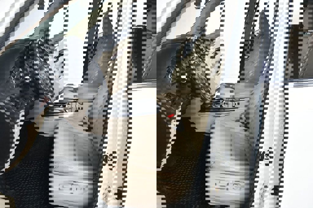 Used 2017 Acura MDX SH-AWD w/ Technology Package image 28