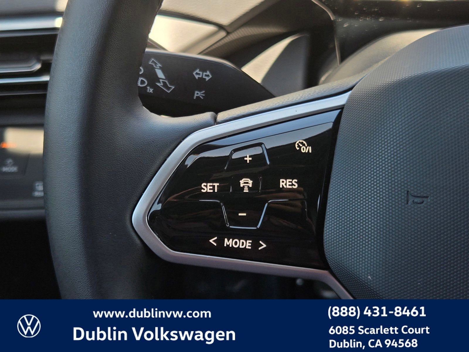 Used 2023 Volkswagen ID.4 Pro S Plus RWD image 21