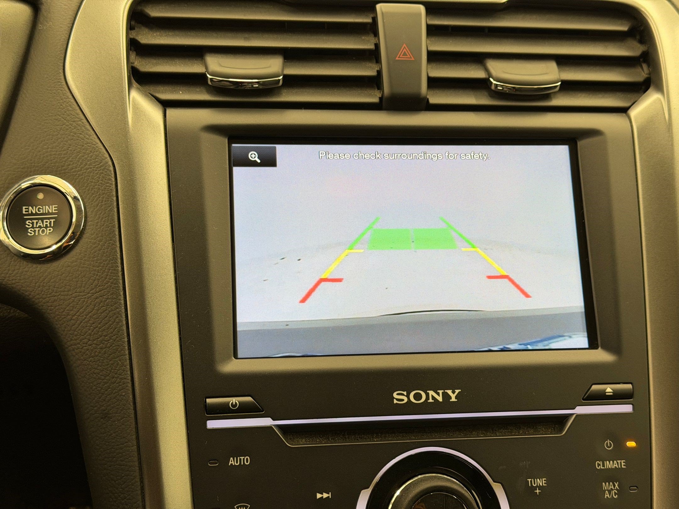 Used 2014 Ford Fusion Titanium FWD image 22