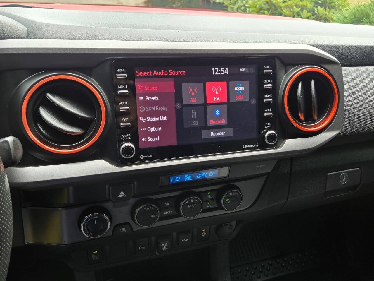 Used 2021 Toyota Tacoma TRD Off-Road w/ Technology Package AWD/4WD image 19