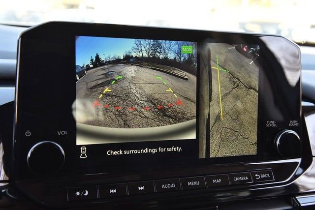 Certified 2025 Nissan Pathfinder SL w/ SL Premium Package image 14