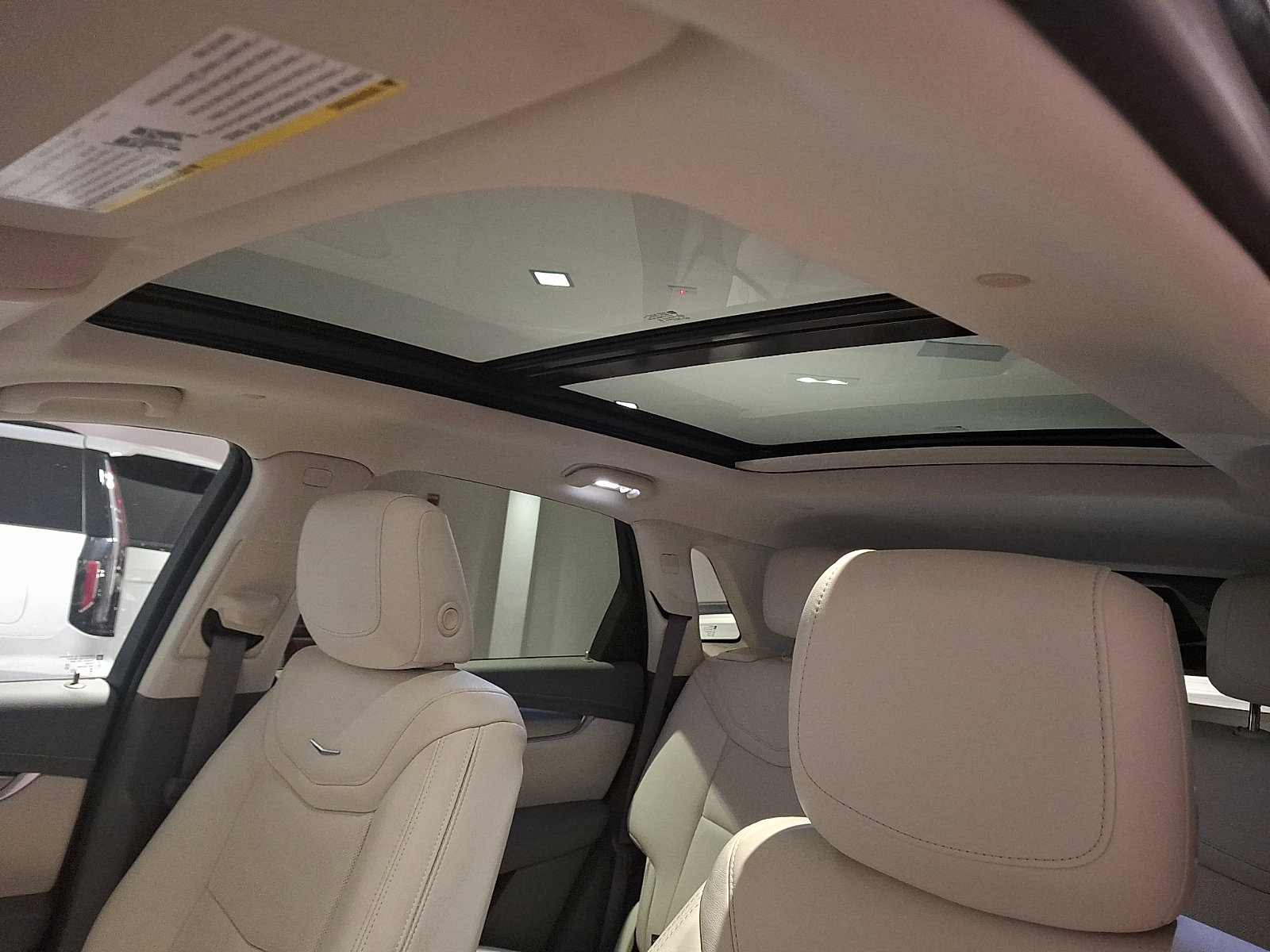 Certified 2023 Cadillac XT5 Premium Luxury w/ Technology Package AWD/4WD image 12