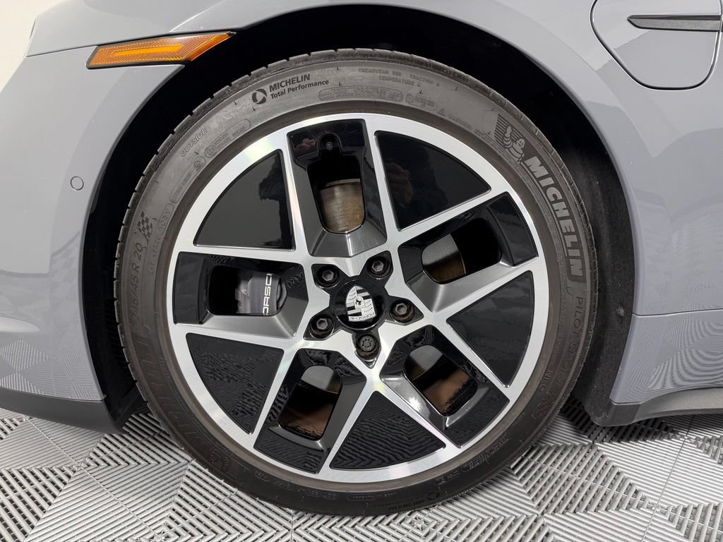Certified 2025 Porsche Taycan AWD/4WD image 15