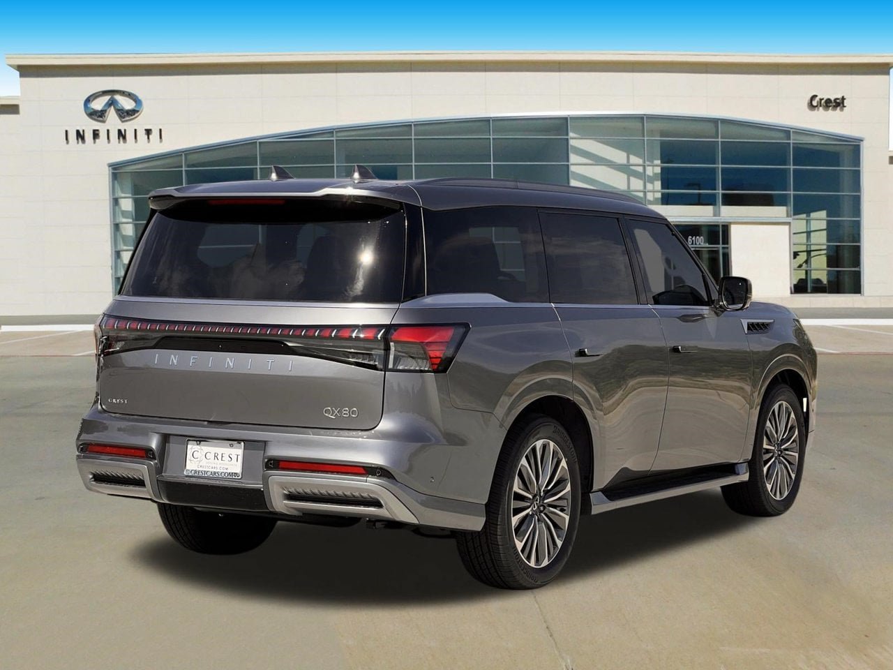 New 2027 INFINITI QX80 Luxe RWD image 3