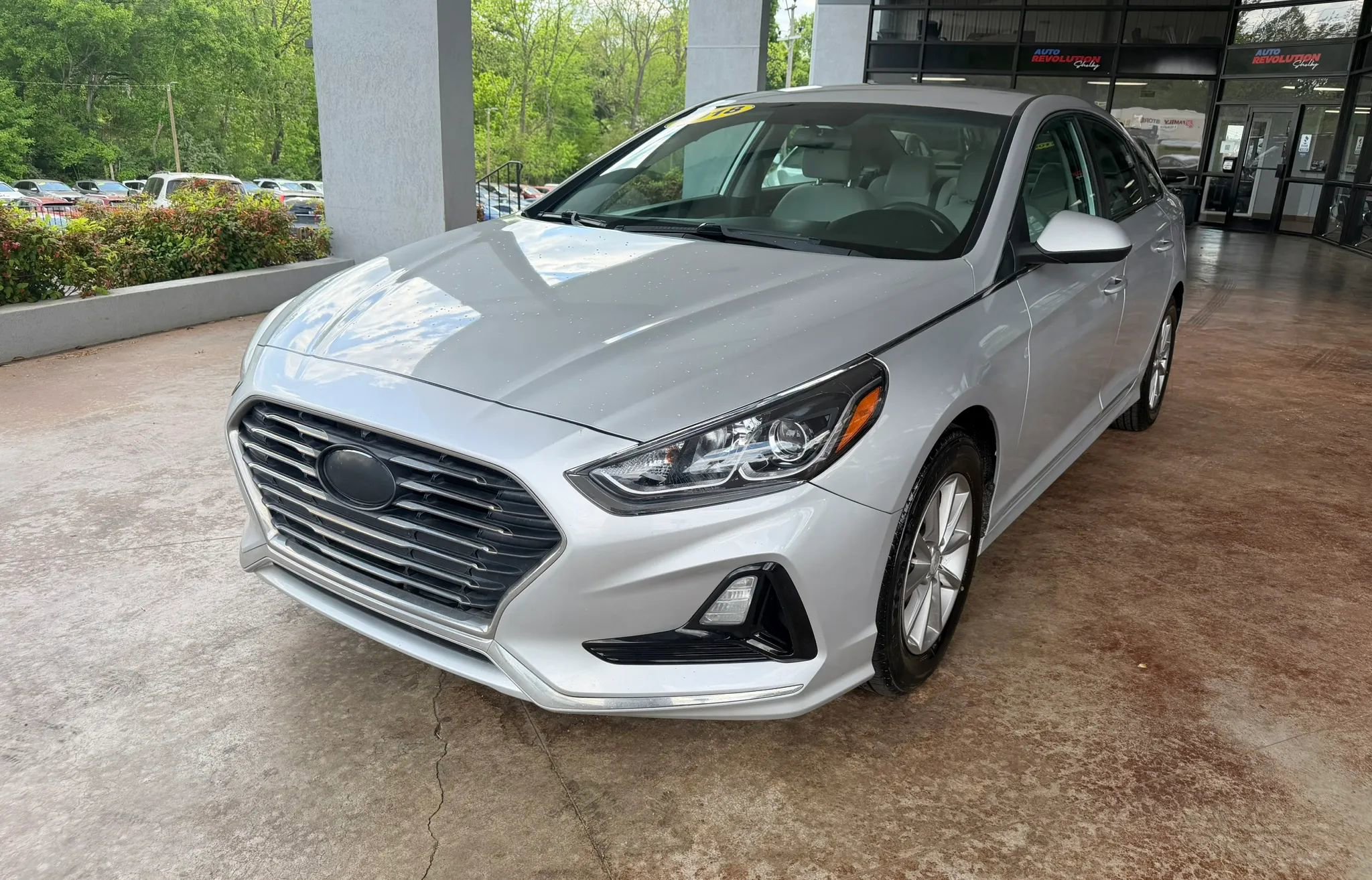 Used 2018 Hyundai Sonata SE FWD image 3