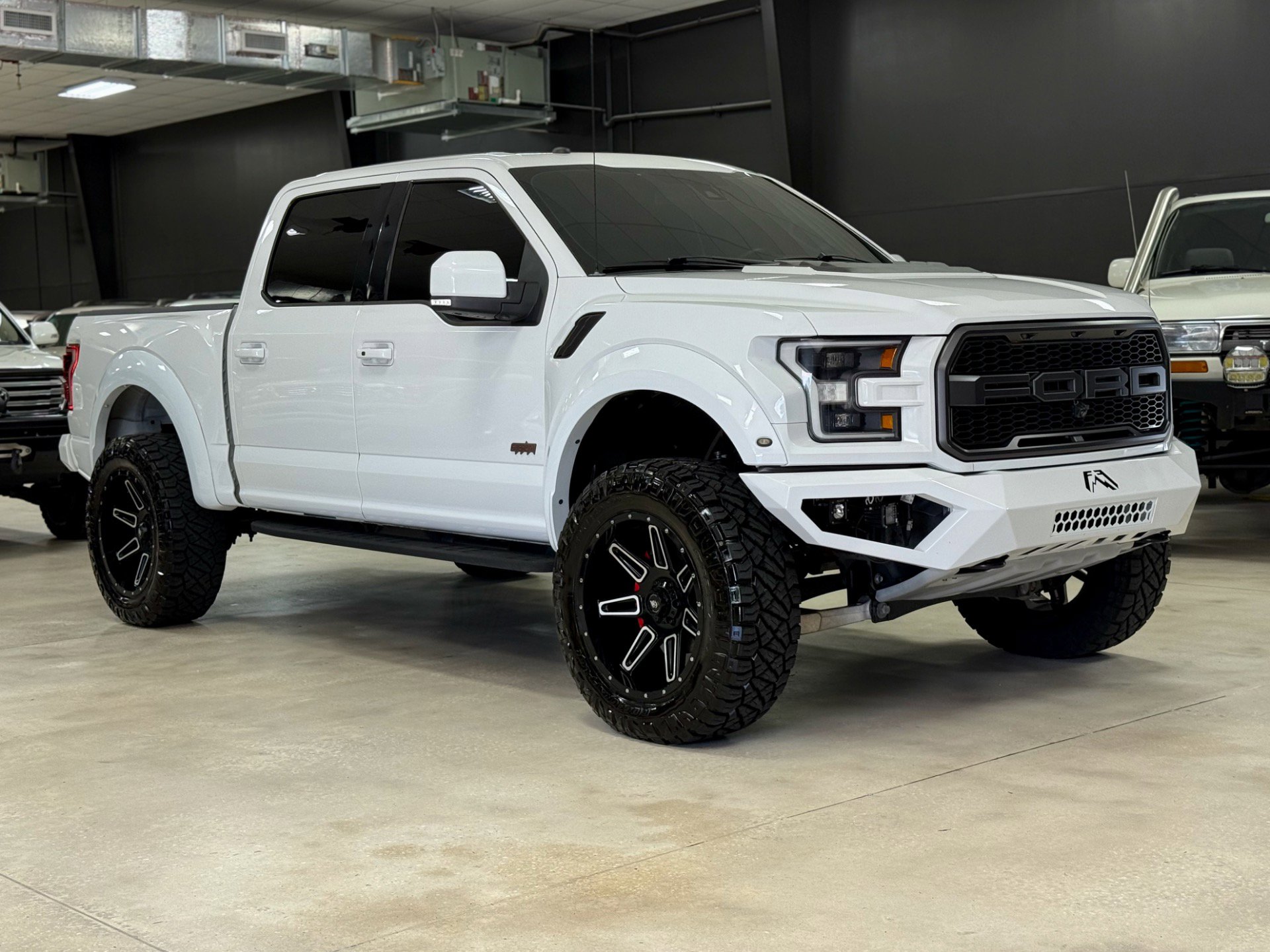 Used 2018 Ford F150 Raptor w/ Equipment Group 802A Luxury image 1