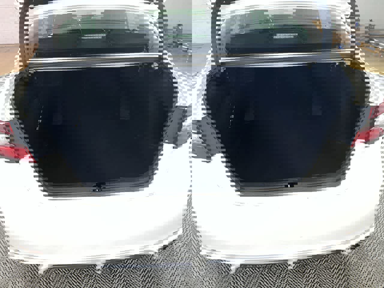 Used 2021 Toyota Camry SE image 27