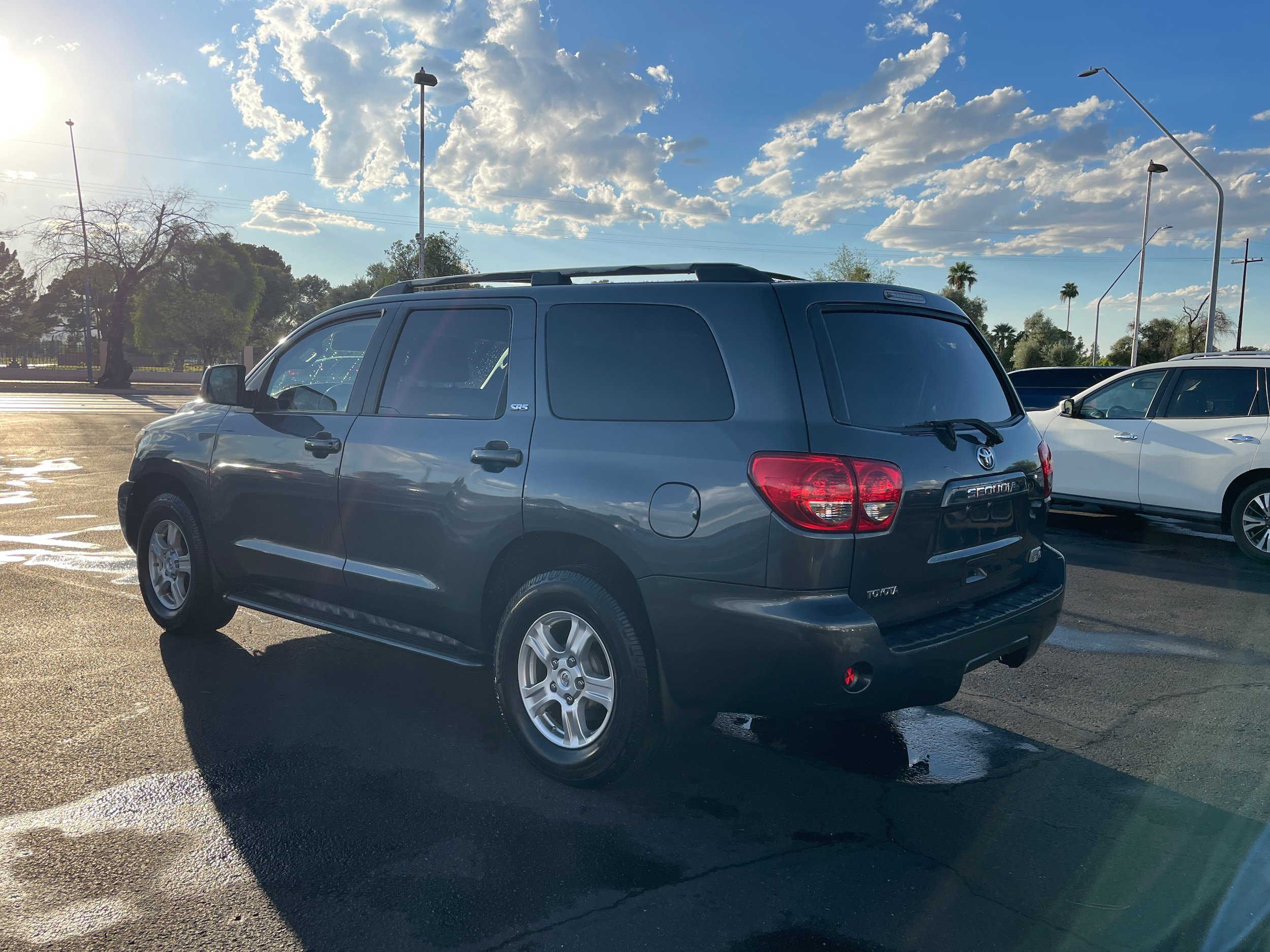 Used 2008 Toyota Sequoia SR5 image 3