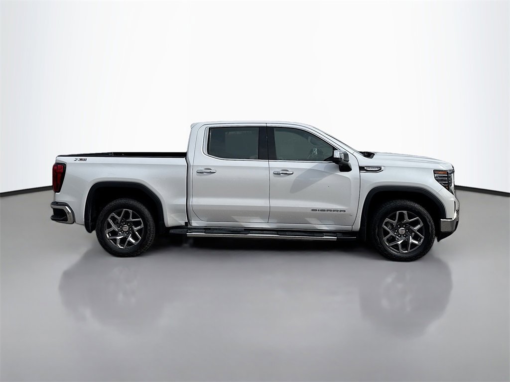 Used 2023 GMC Sierra 1500 SLT image 8