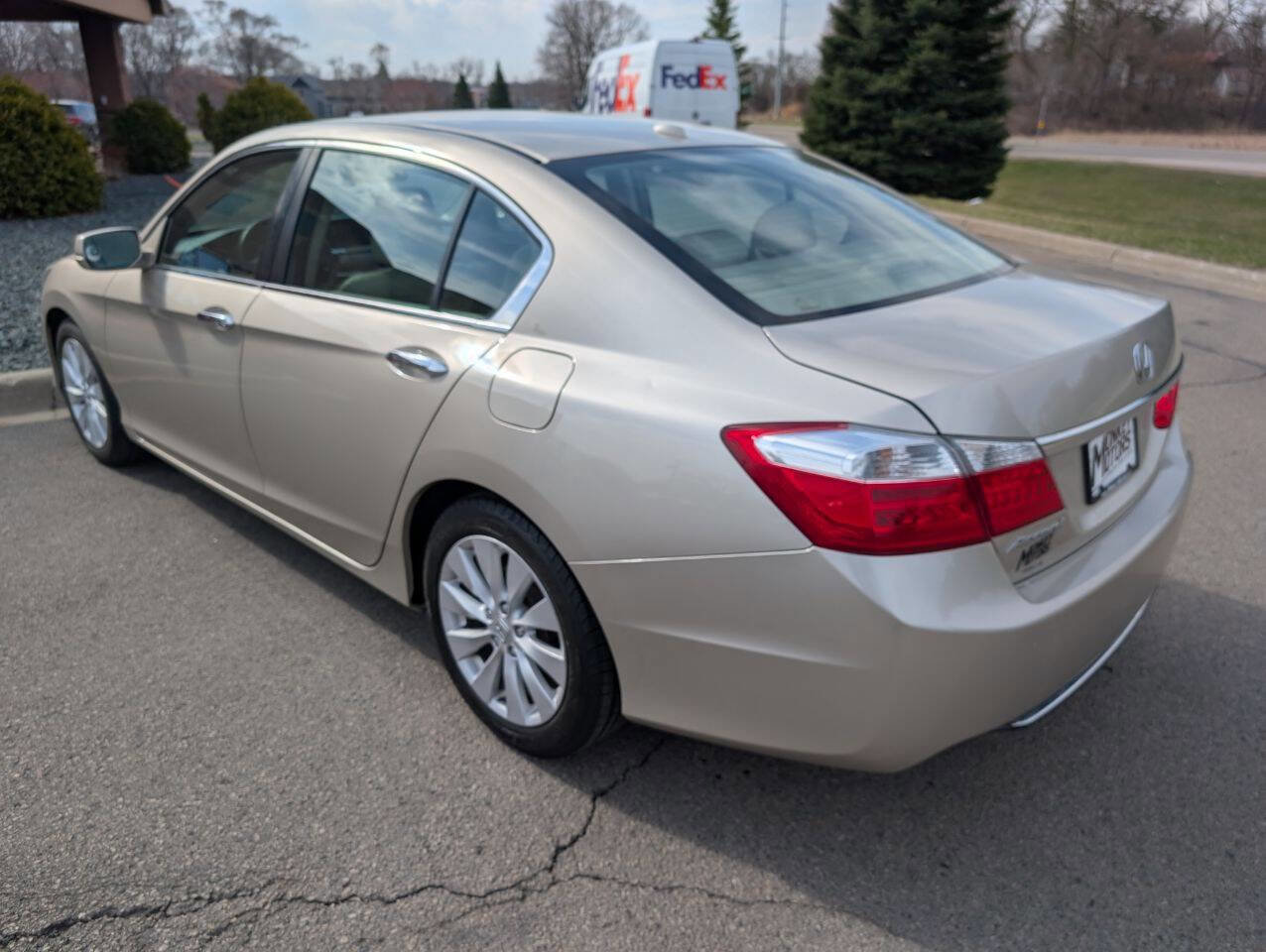 Used 2015 Honda Accord EX-L image 7