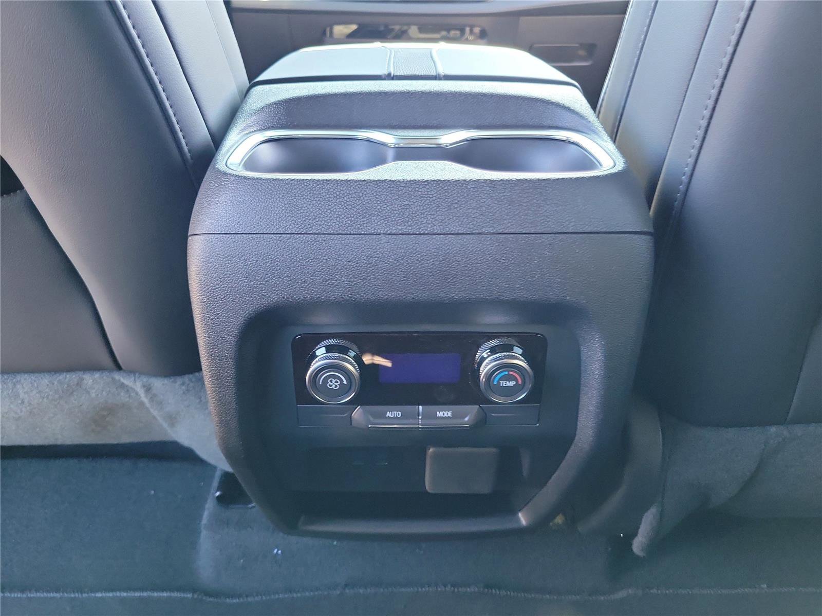 New 2026 Buick Enclave Sport Touring w/ Power Package image 10