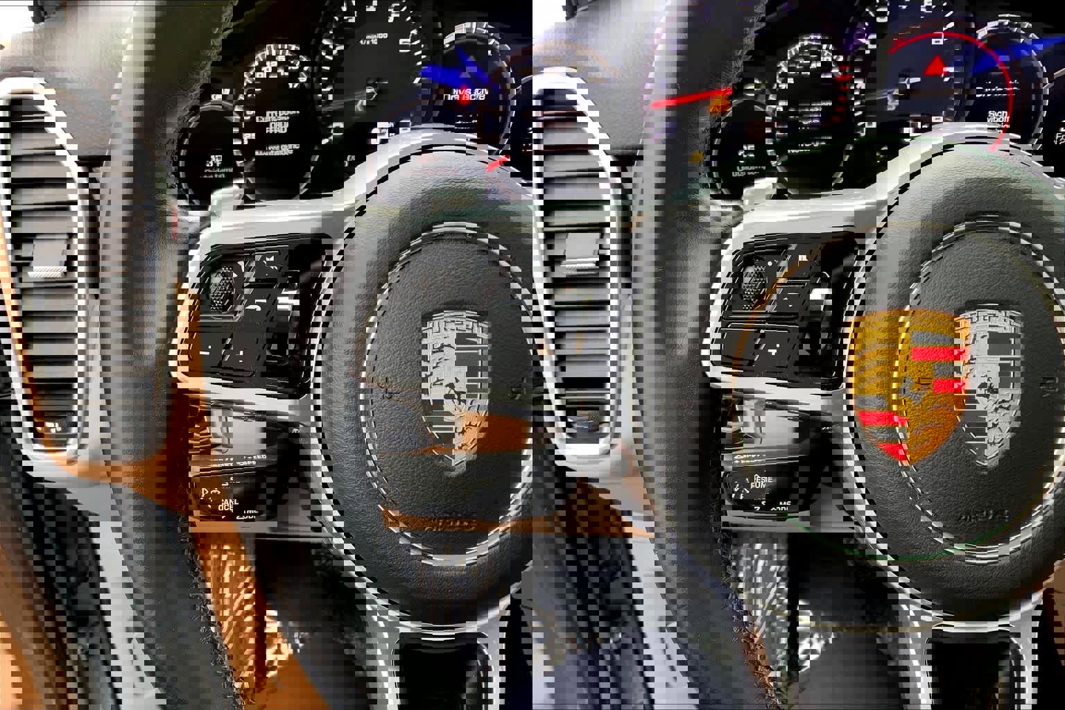 Used 2021 Porsche Cayenne image 21