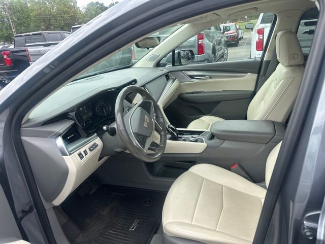 Certified 2022 Cadillac XT5 Premium Luxury w/ Technology Package FWD image 11
