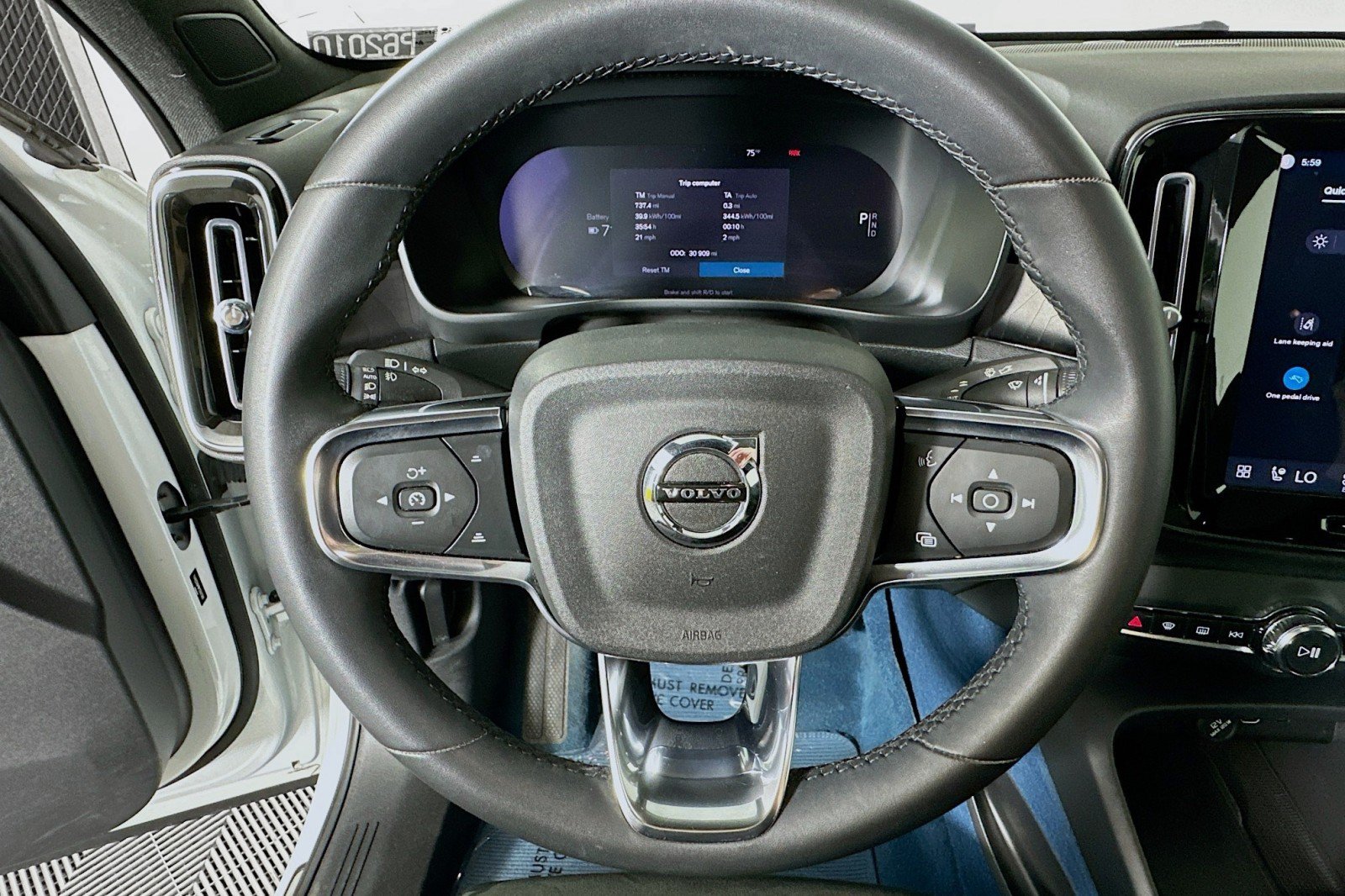 Used 2023 Volvo C40 P8 Recharge Ultimate AWD/4WD image 19