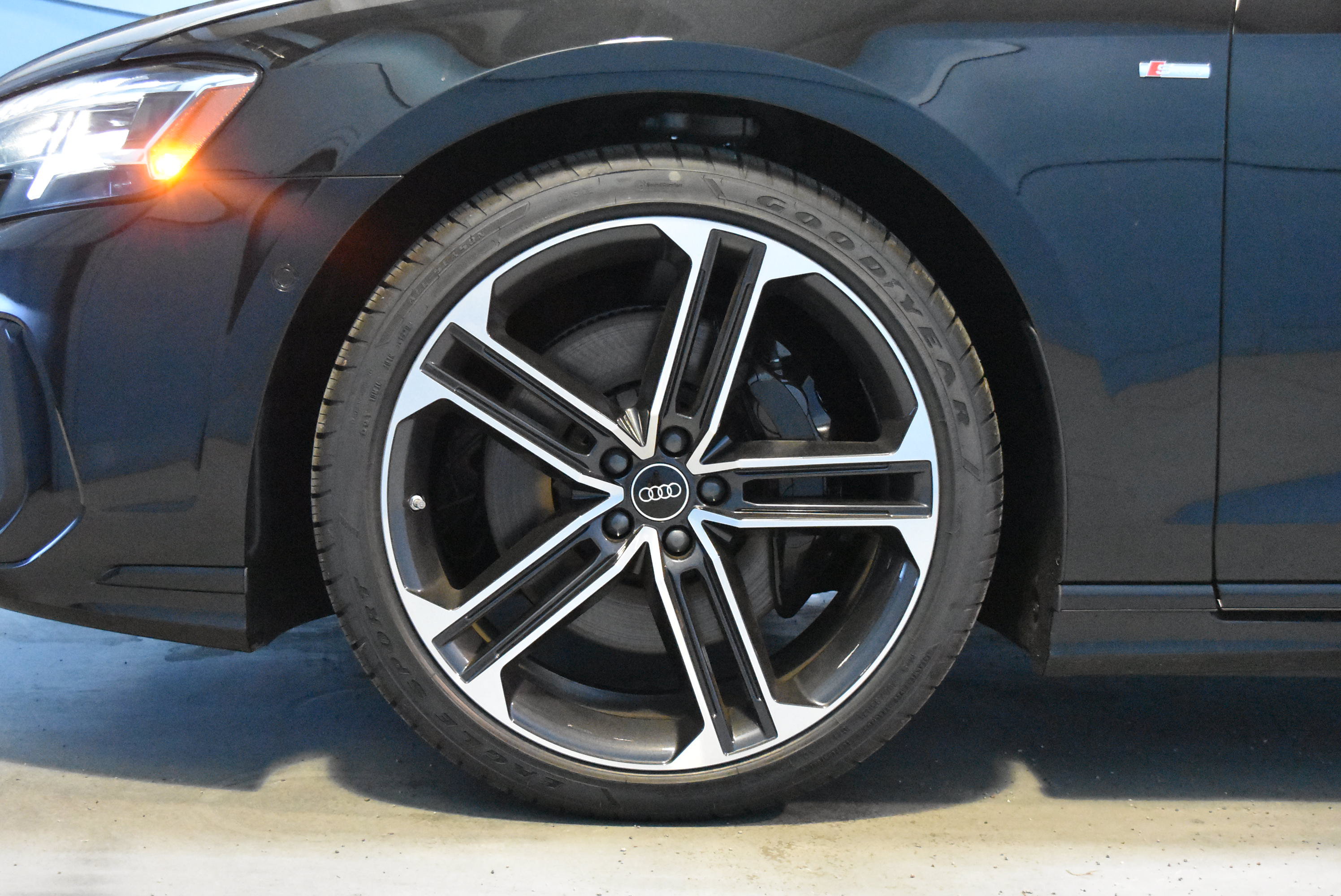 New 2026 Audi A8 L 3.0T AWD/4WD image 20