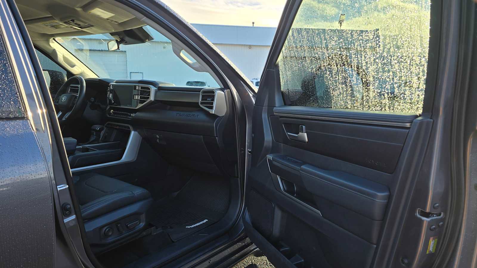 Used 2022 Toyota Tundra SR5 image 10