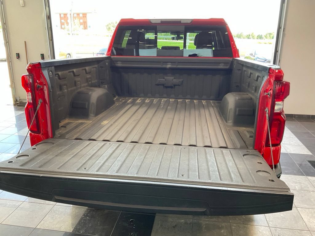 Used 2020 Chevrolet Silverado 1500 LT Trail Boss AWD/4WD image 5