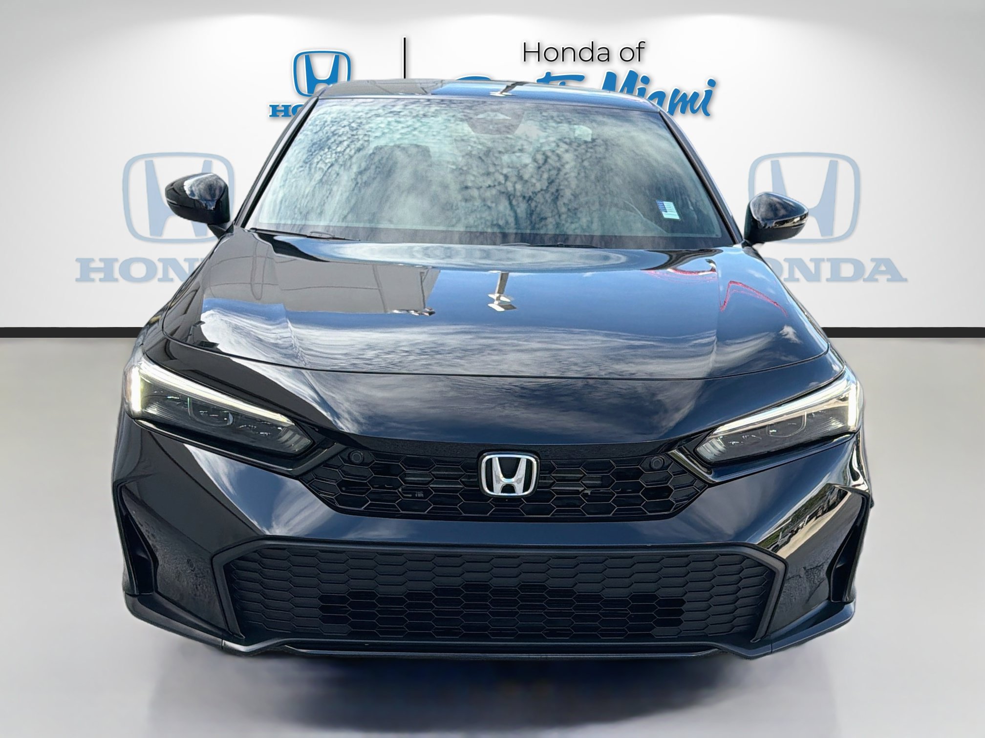 Used 2025 Honda Civic Sport image 2
