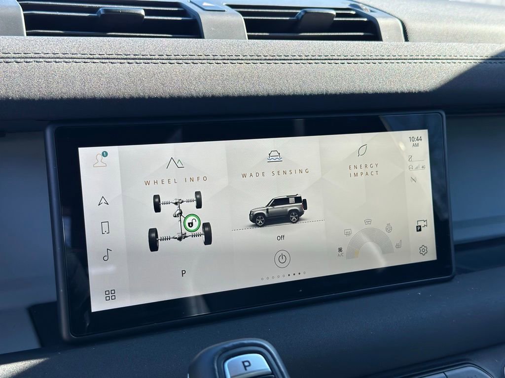 Used 2023 Land Rover Defender 90 S image 29