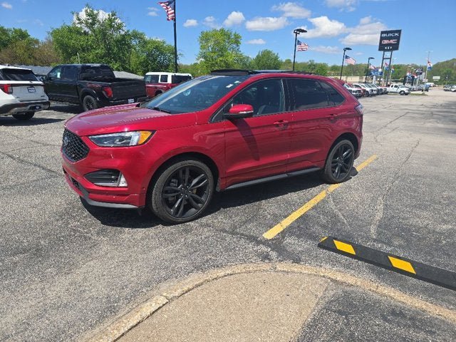 Used 2023 Ford Edge ST w/ Equipment Group 401A AWD/4WD image 1