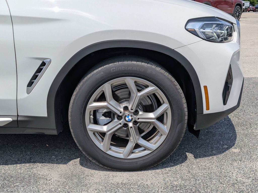 Used 2023 BMW X3 xDrive30i w/ Convenience Package AWD/4WD image 11