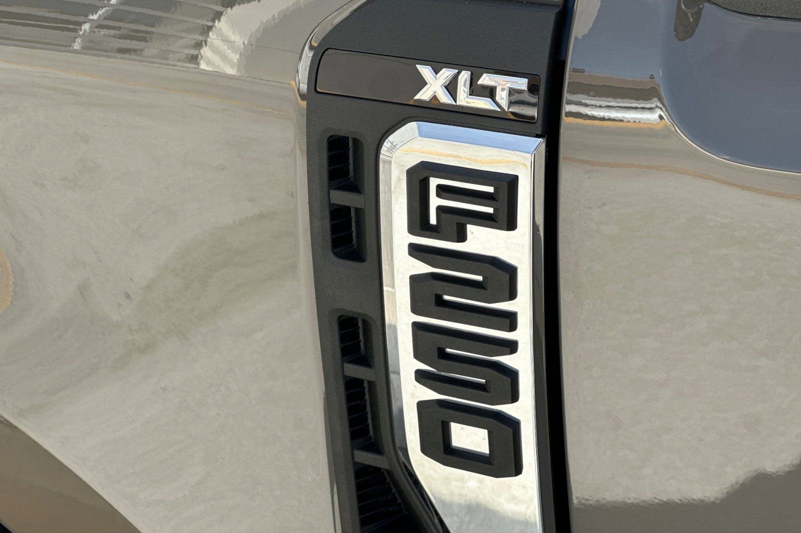 New 2026 Ford F250 XLT w/ XLT Premium Package image 24