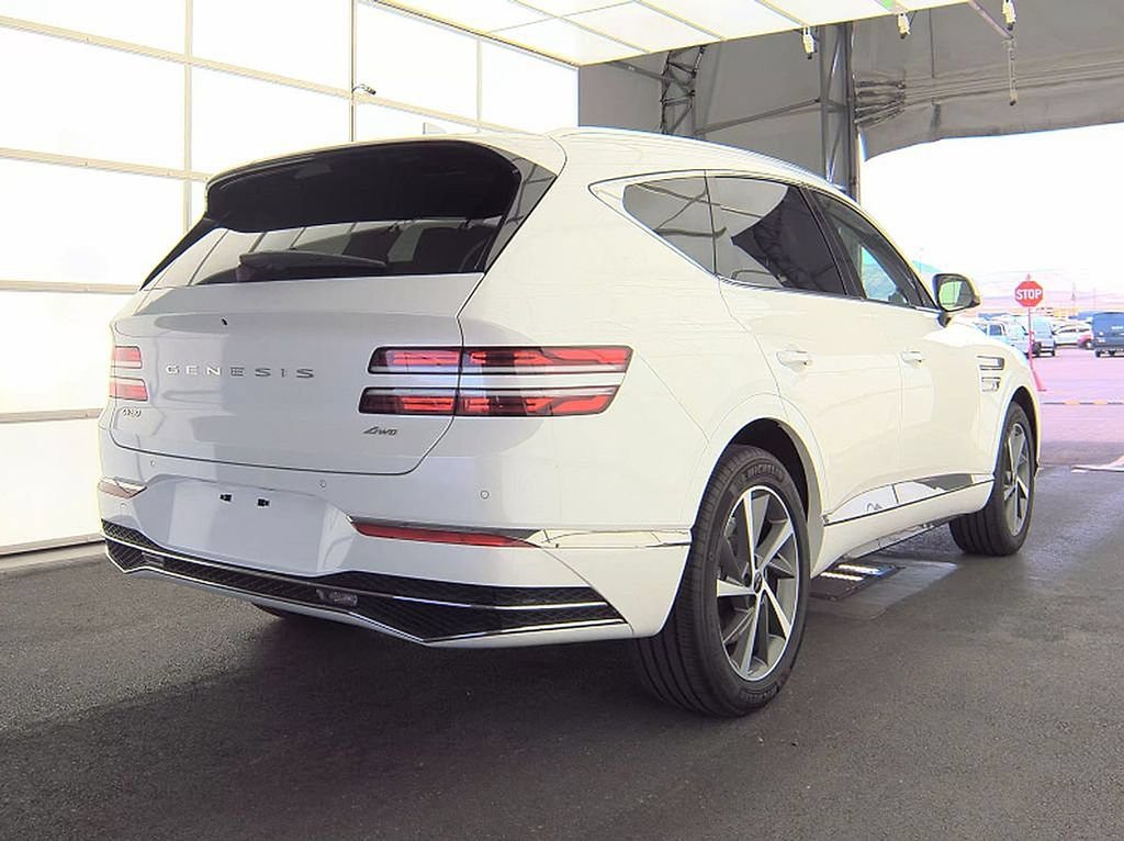 Used 2025 Genesis GV80 2.5T Select AWD/4WD image 2