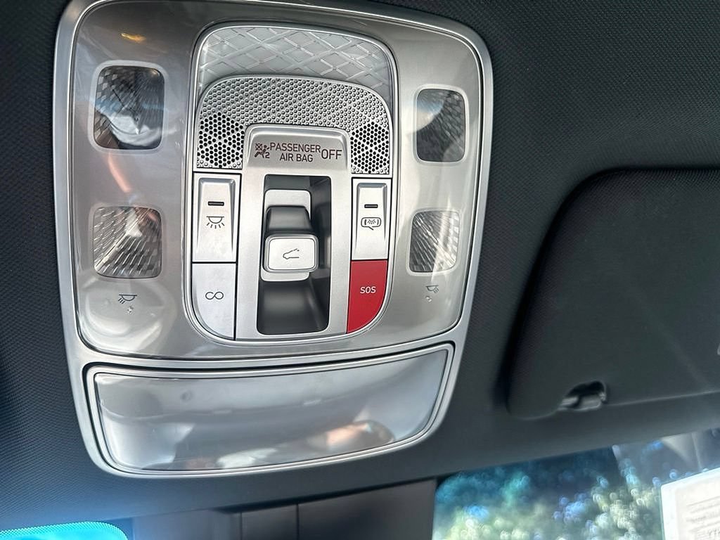Used 2023 Genesis Electrified GV70 AWD/4WD image 18