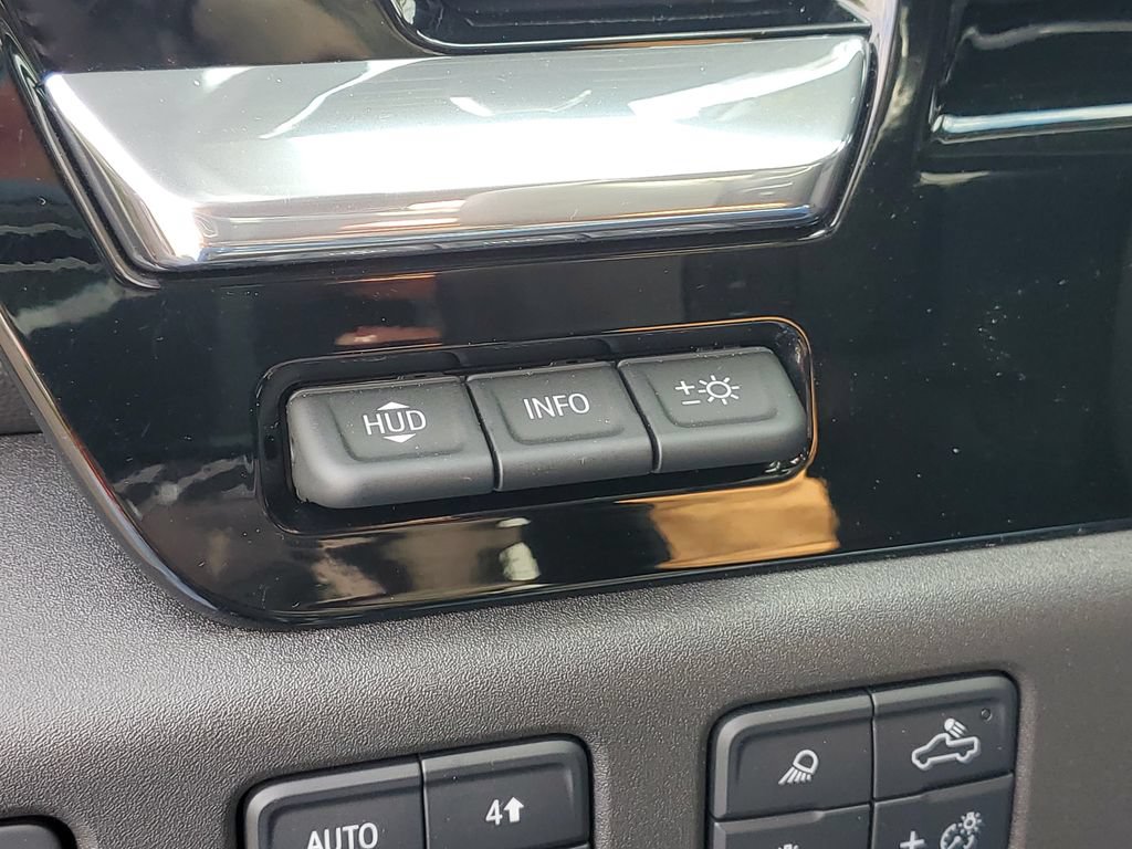 Used 2024 Chevrolet Silverado 1500 LTZ w/ Technology Package AWD/4WD image 8
