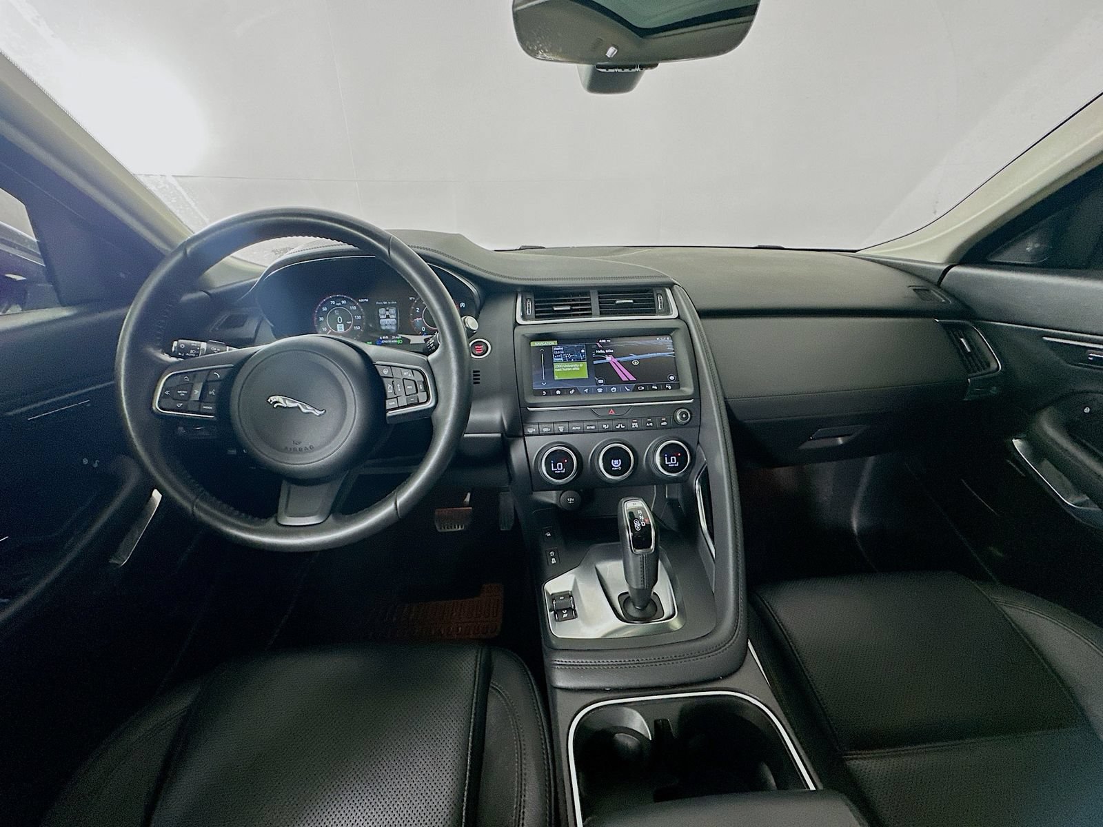 Used 2018 Jaguar E-PACE SE AWD/4WD image 14