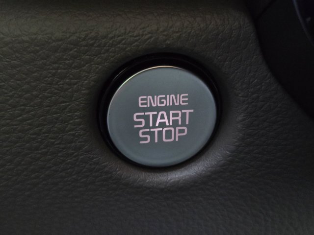 Used 2026 Kia Carnival FWD image 30