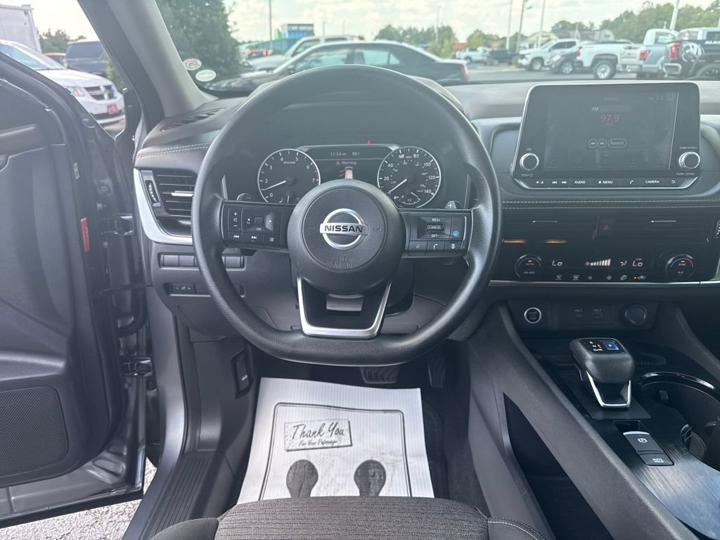 Used 2021 Nissan Rogue SV image 17