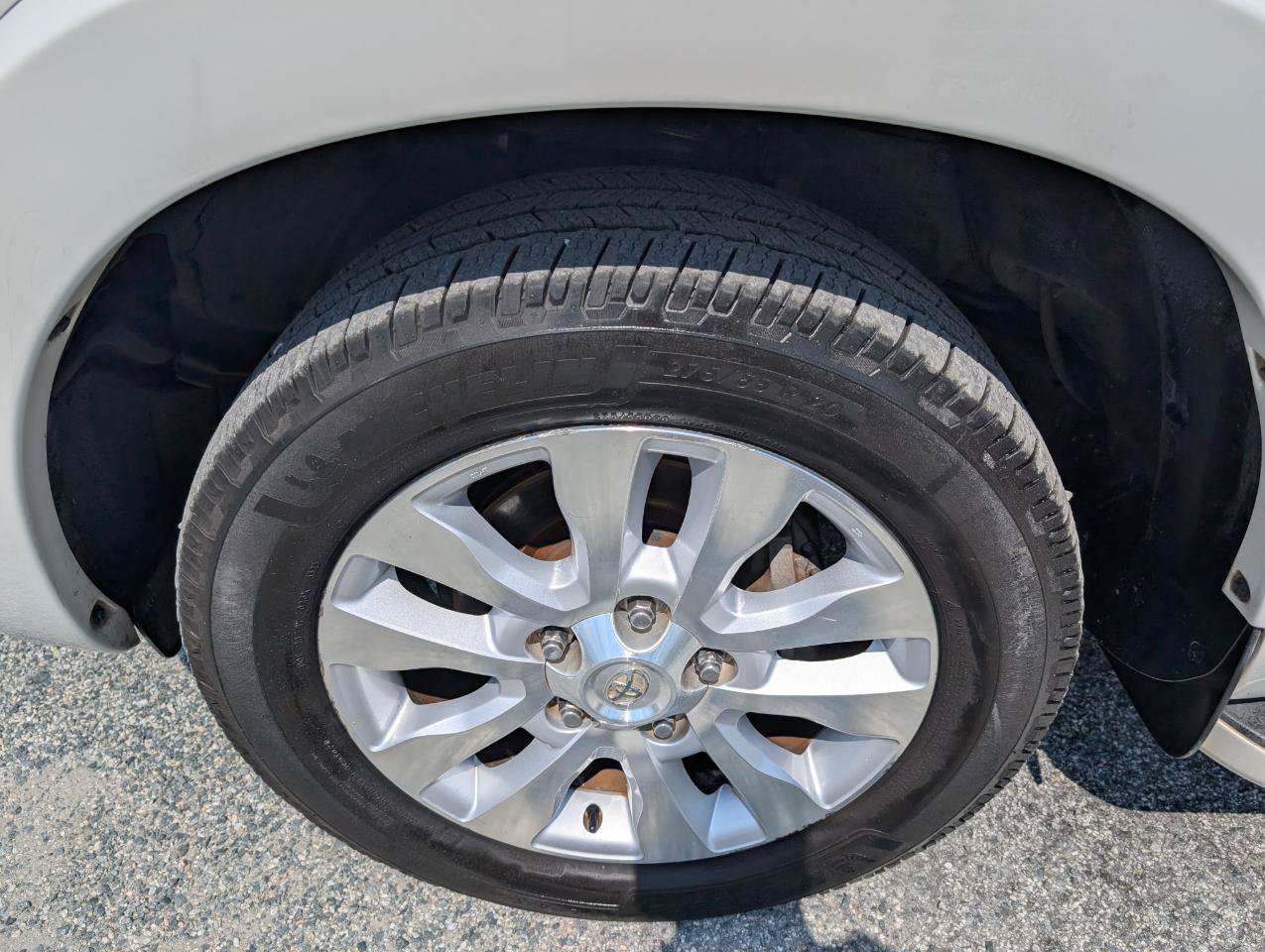 Used 2013 Toyota Sequoia Platinum RWD image 12