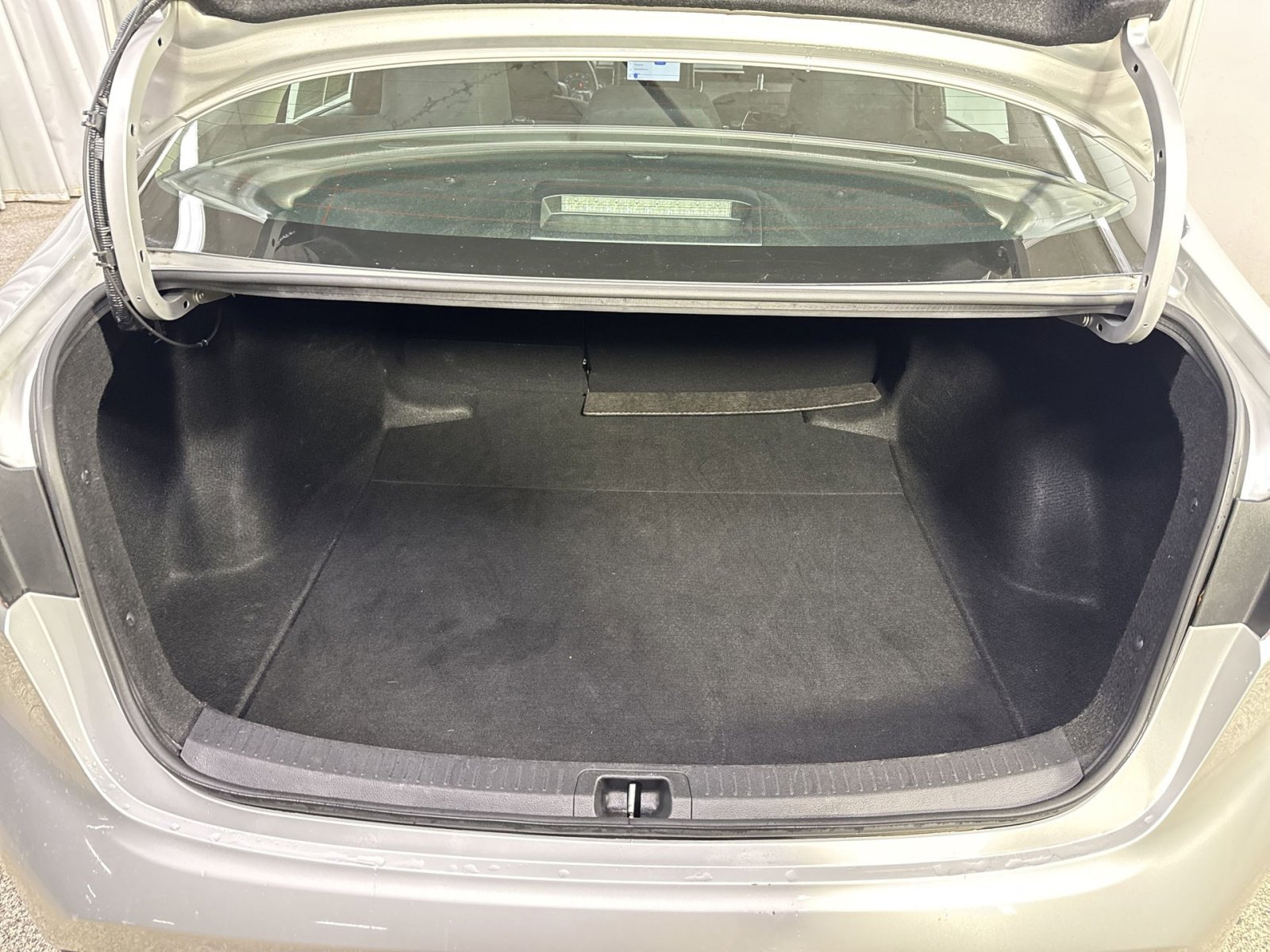 Used 2024 Toyota Corolla LE image 29