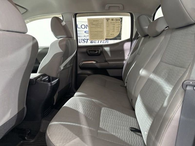 Used 2017 Toyota Tacoma SR5 image 16