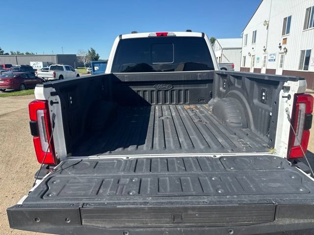 Used 2023 Ford F350 Platinum AWD/4WD image 11