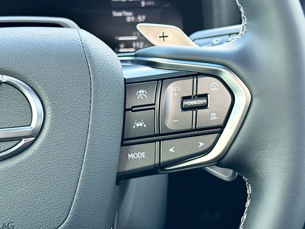 New 2025 Lexus LX 700h Overtrail image 27