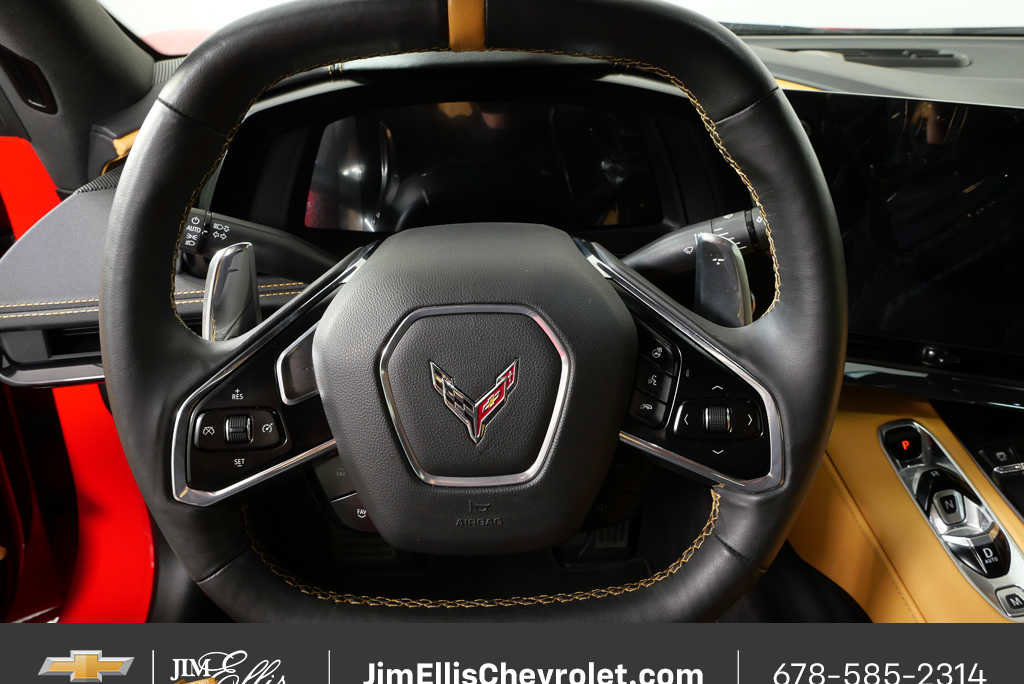 Used 2023 Chevrolet Corvette Stingray Preferred Conv w/ Stealth Interior Trim Package RWD image 4