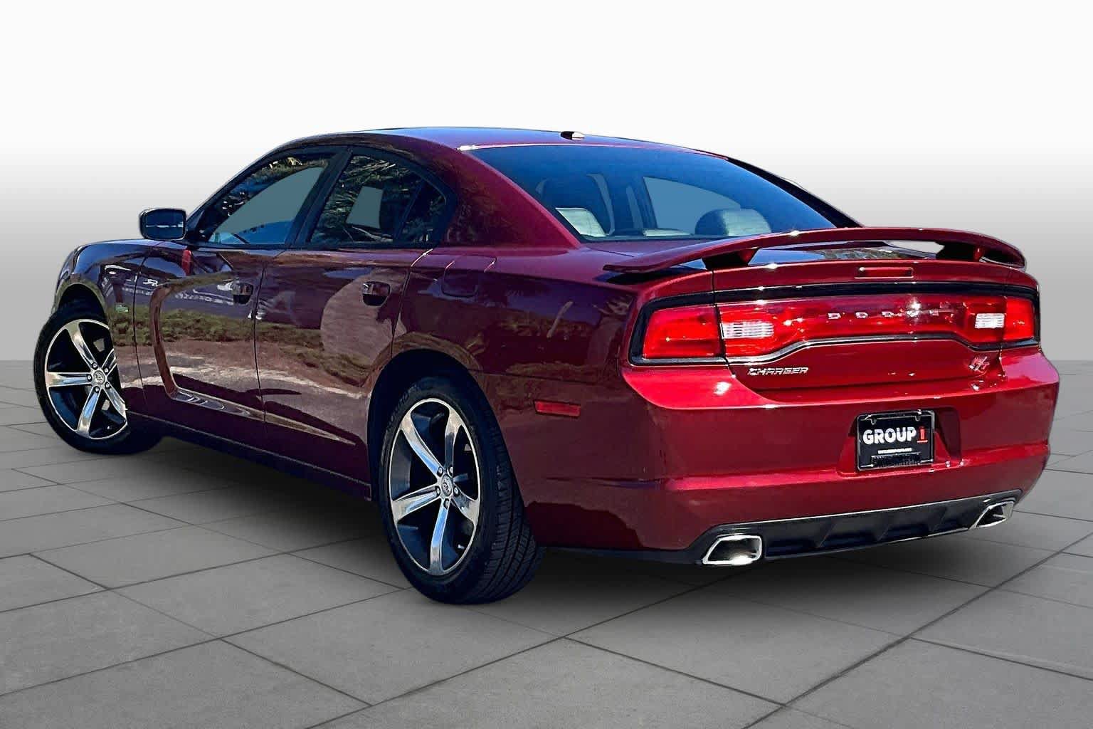 Used 2014 Dodge Charger R/T RWD image 12