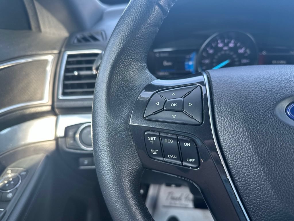 Used 2019 Ford Explorer Limited w/ Class III Trailer Tow Package FWD image 23